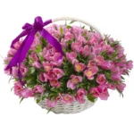 Корзина с цветами Первая красавица
